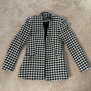 Zara tweed houndstooth pattern blazer
